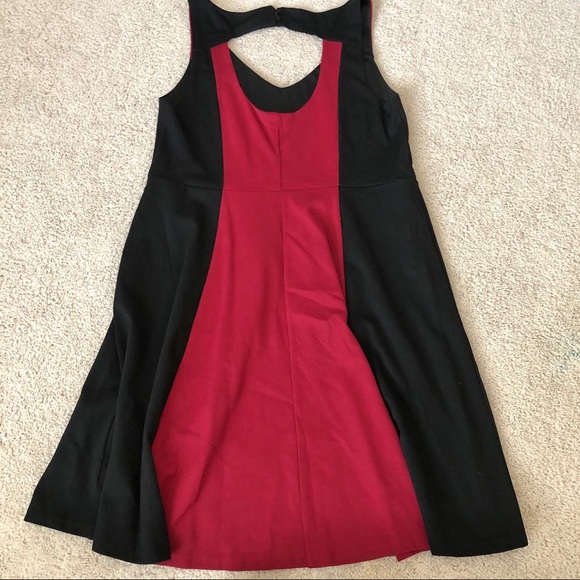 Torrid Sleeveless Red Black Skater Dress Sz 12 - Picture 6 of 7